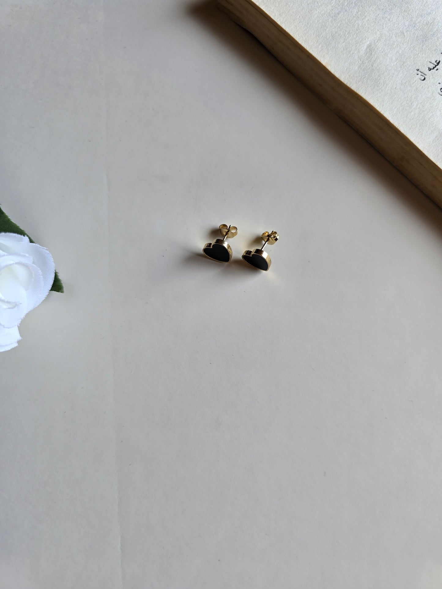 Black Heart Design – Gold Plated Stainless Steel Earrings