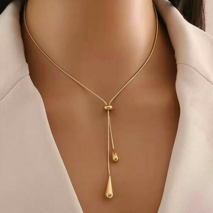 YSNOVA Necklace Collection with elegant stainless steel designs, from delicate chains to bold pendants, crafted for everyday shine and timeless style.