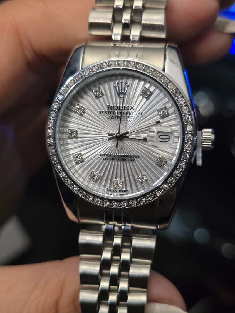 Luxury Women’s Silver watch Stainless-Steel, Waterproof
