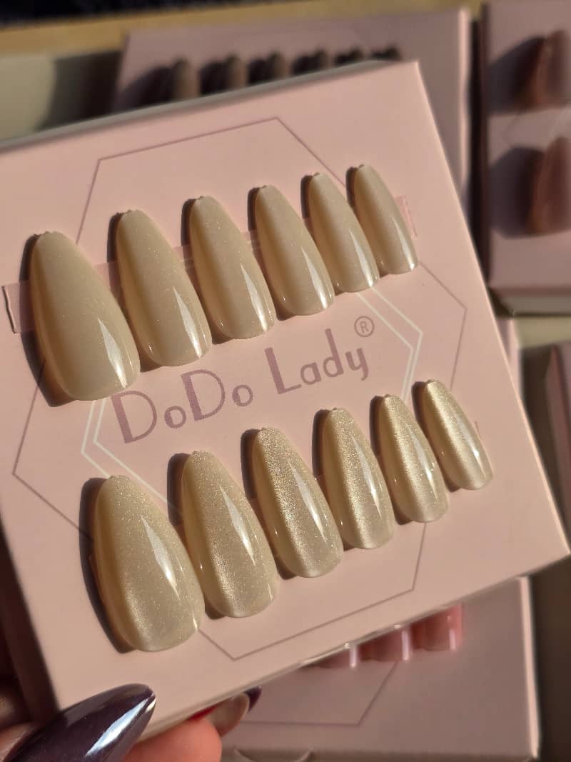 Premium press-on nails