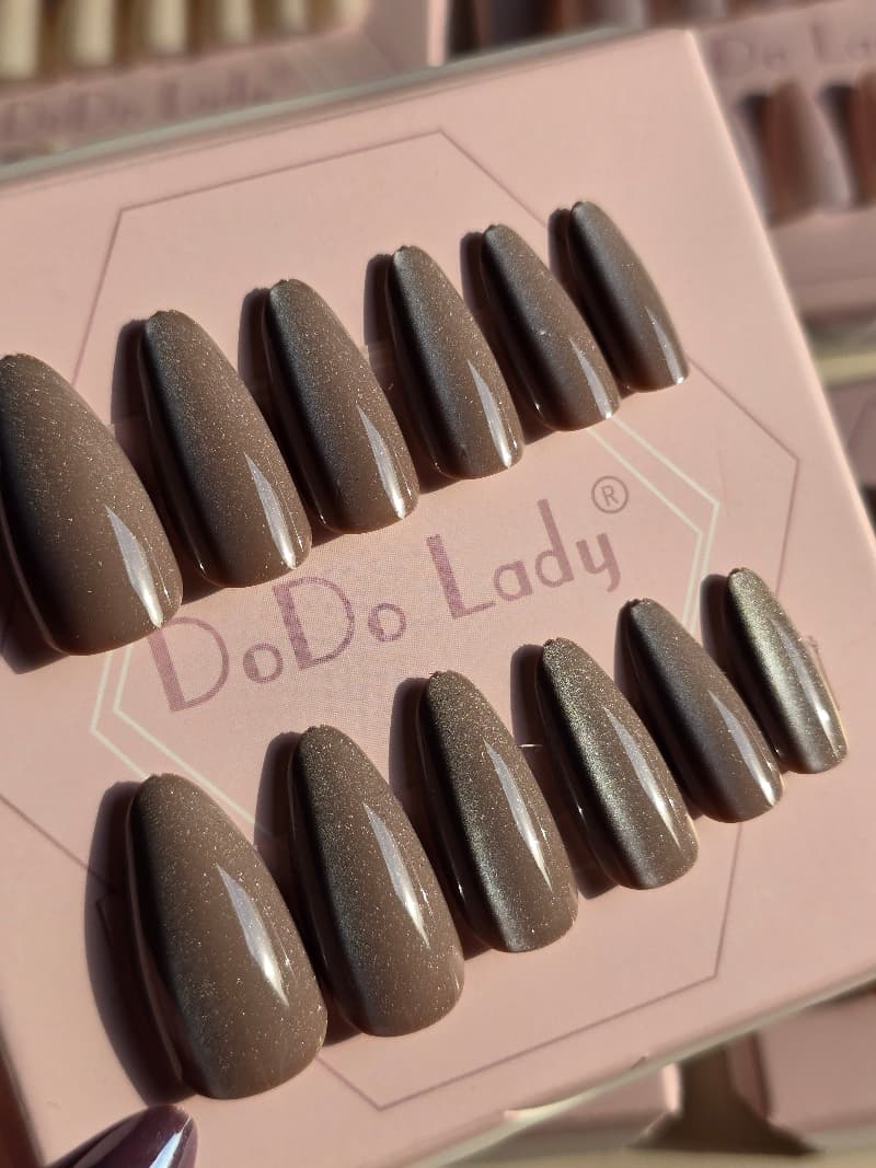 Premium press-on nails