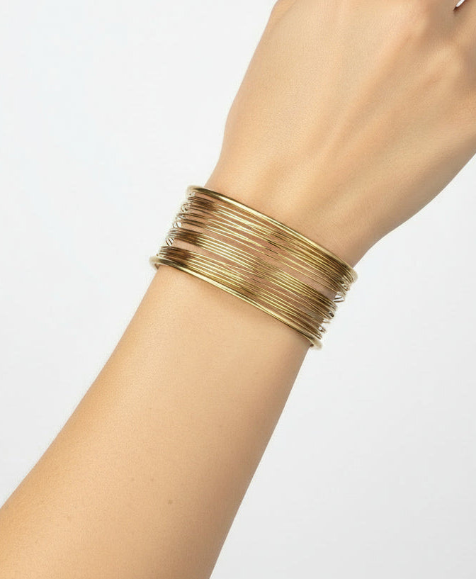 Gold-Plated Multi-Ring Bracelet – Modern Stainless Steel Design
