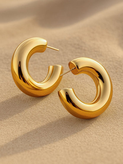 Gold hollow mini hoop earrings