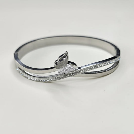 Elegant Silver Bracelet – Double-Line Crystals & Minimal Leaf Accent