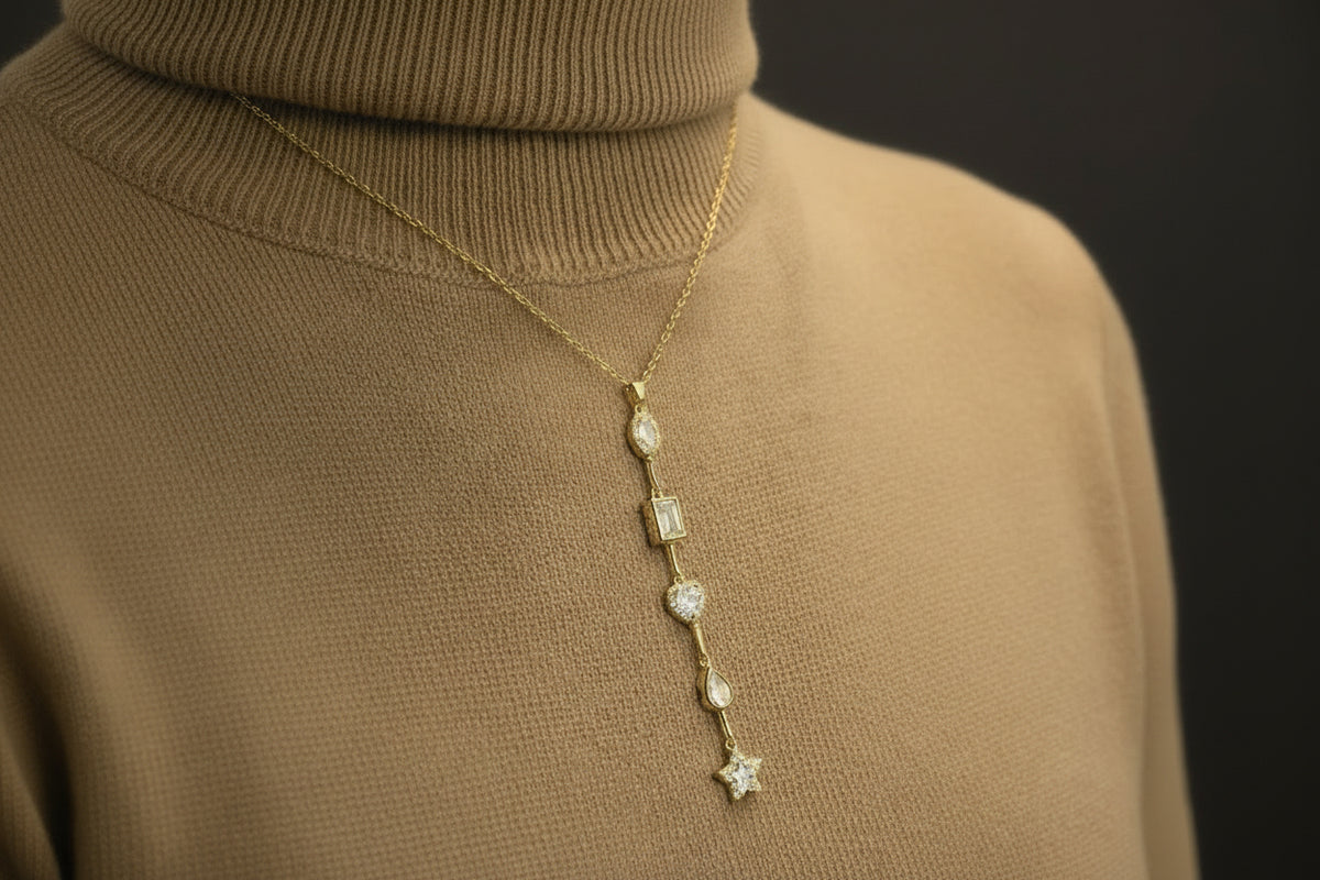 Snow white drop necklace