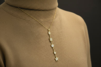 Snow white drop necklace
