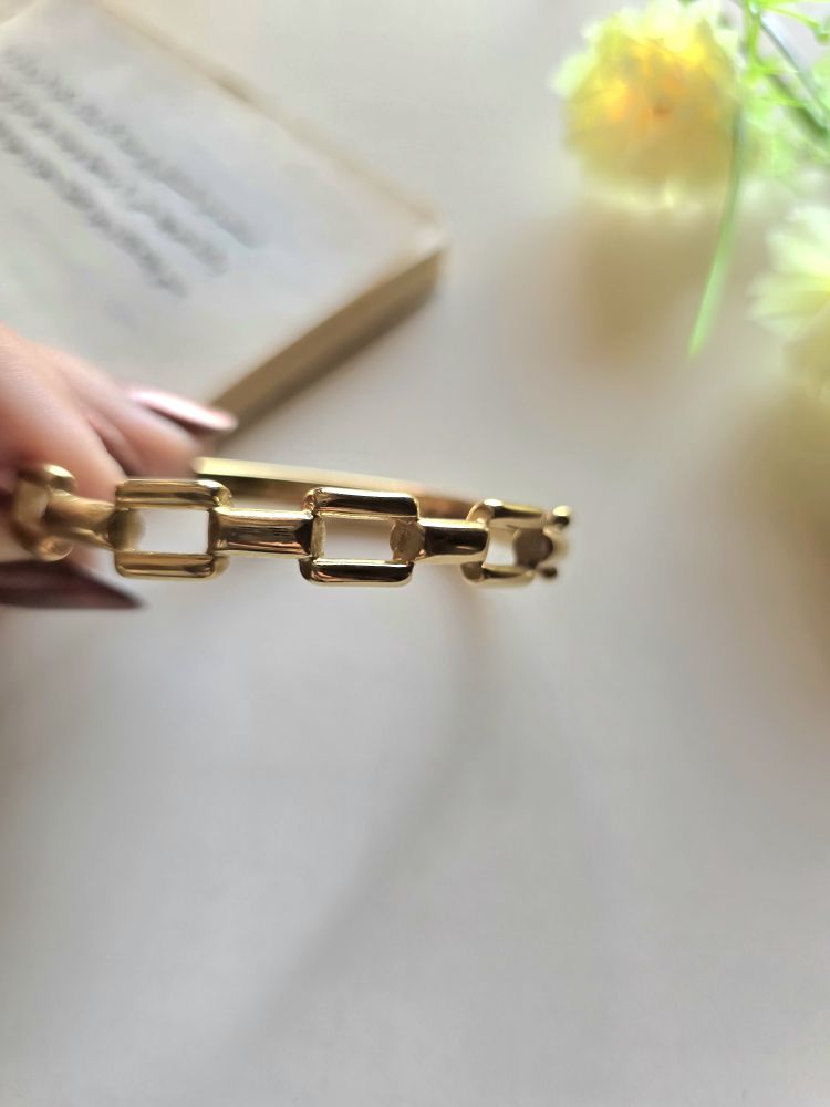 Chain Link Bracelet – Gold Plated Stainless Steel