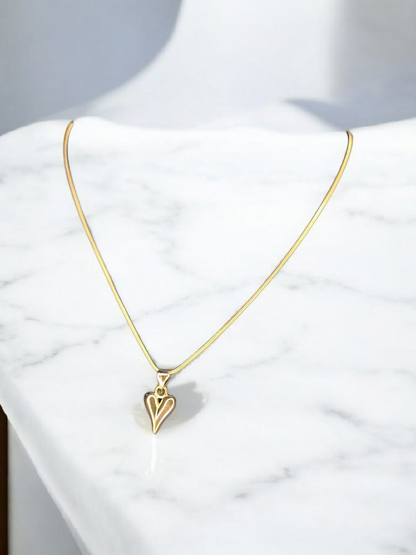 Heart Pendant Necklace – Gold Plated Stainless Steel